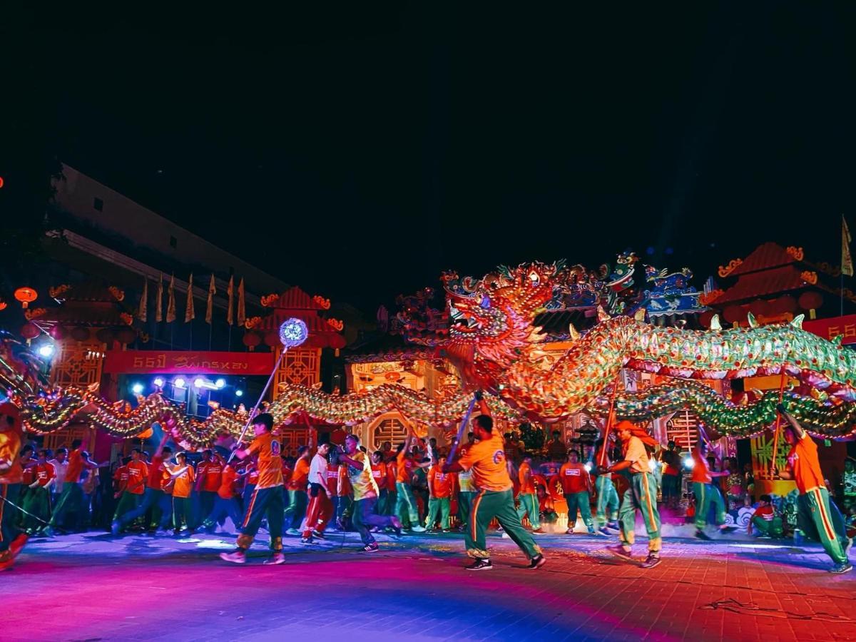 Hotel En pi Dea Pai Heong Pak Ncrswrrke Nakhon Sawan Esterno foto